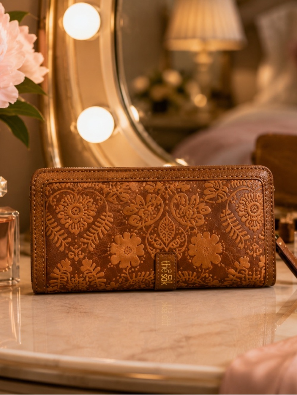 The Sak Embossed Floral Leather Snap Wallet Brown Organizer NWOT Zip Pocket
